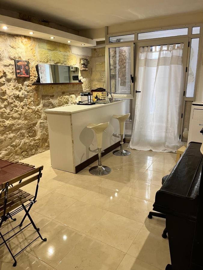 House74 Lägenhet Cagliari Exteriör bild
